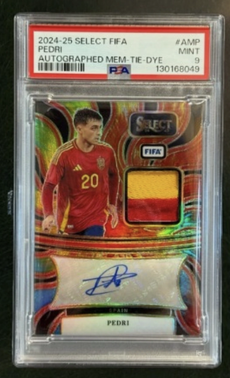 Pedri · Select FIFA autografiada · PSA 9